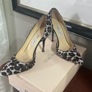 🚨FLASH SALE🚨Jimmy Choo Leopard Print Pony Quartz S39 1/2 or 9B